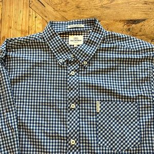 Men’s XL Ben Sherman long sleeved button down blue plaid dress shirt